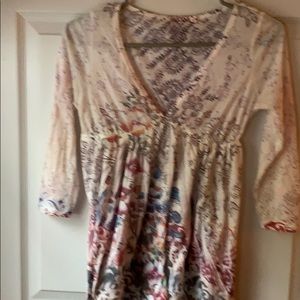 Semi sheer 3/4 length sleeve sublimation tunic top